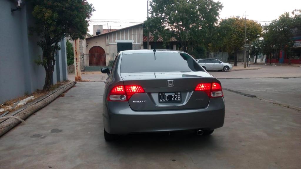 Honda Civic 1.8 EXS MT  km