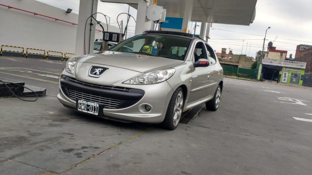 Peugeot 207 Compact