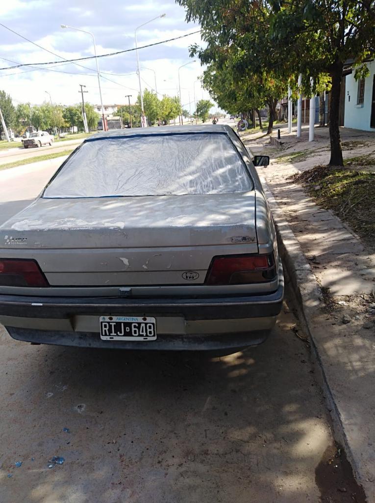 Peugeot 405 en Marcha Full Nafta