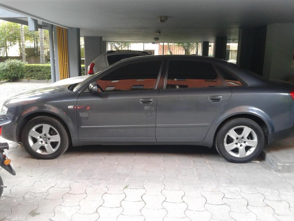 AUDI A4 TURBO FULL AUTOMATICO