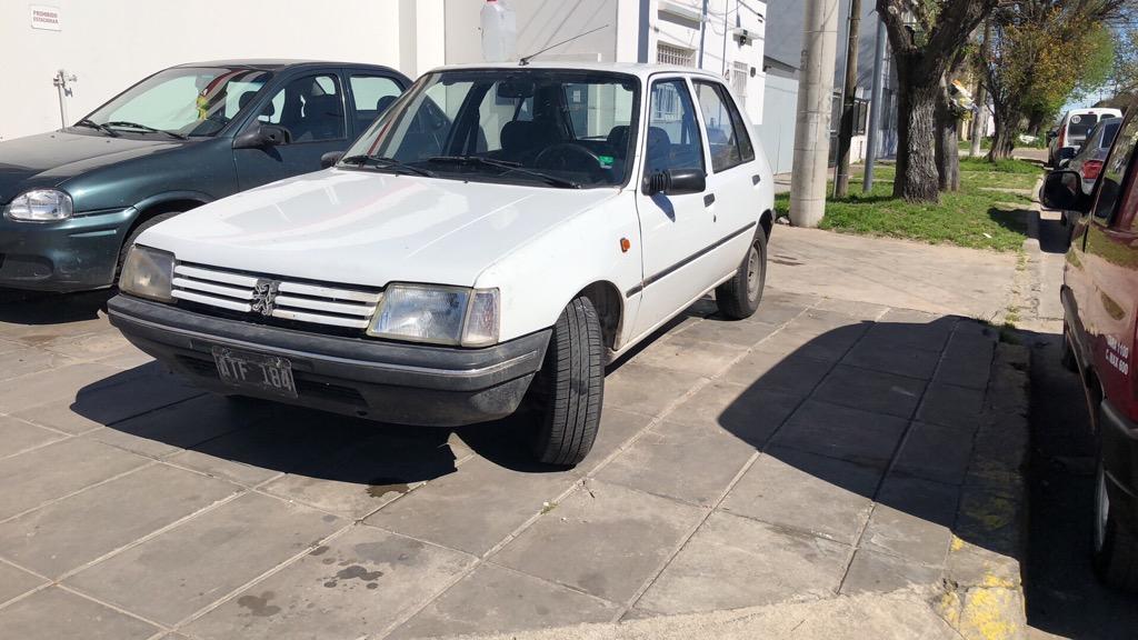 Peugeot 205 Gld