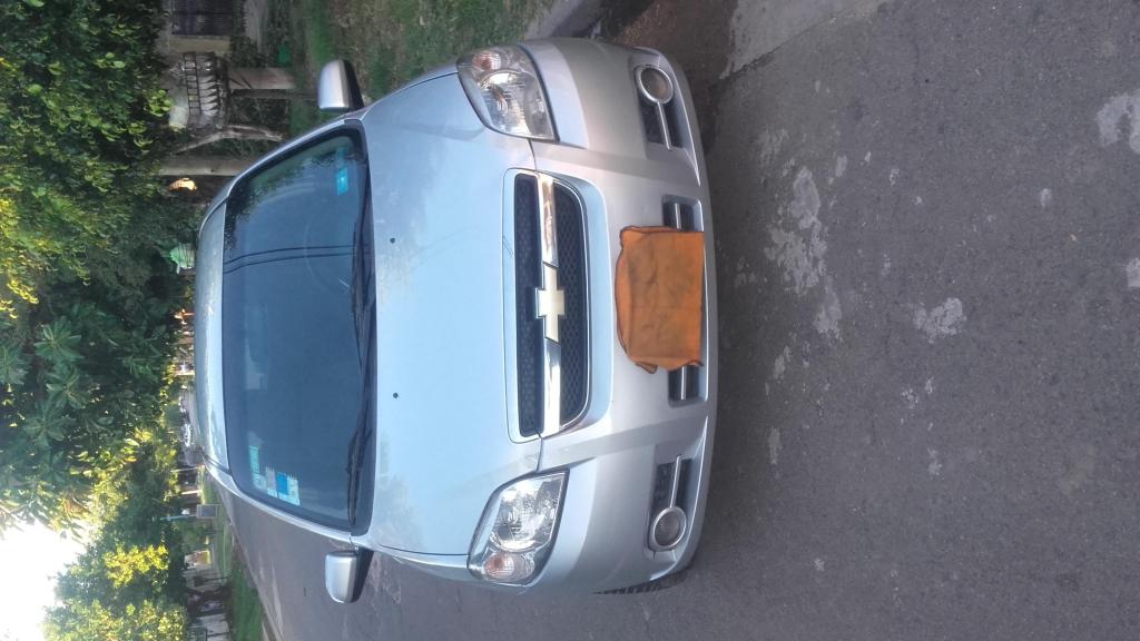 Chevrolet aveo LT  full full con gnc 5ta generacion