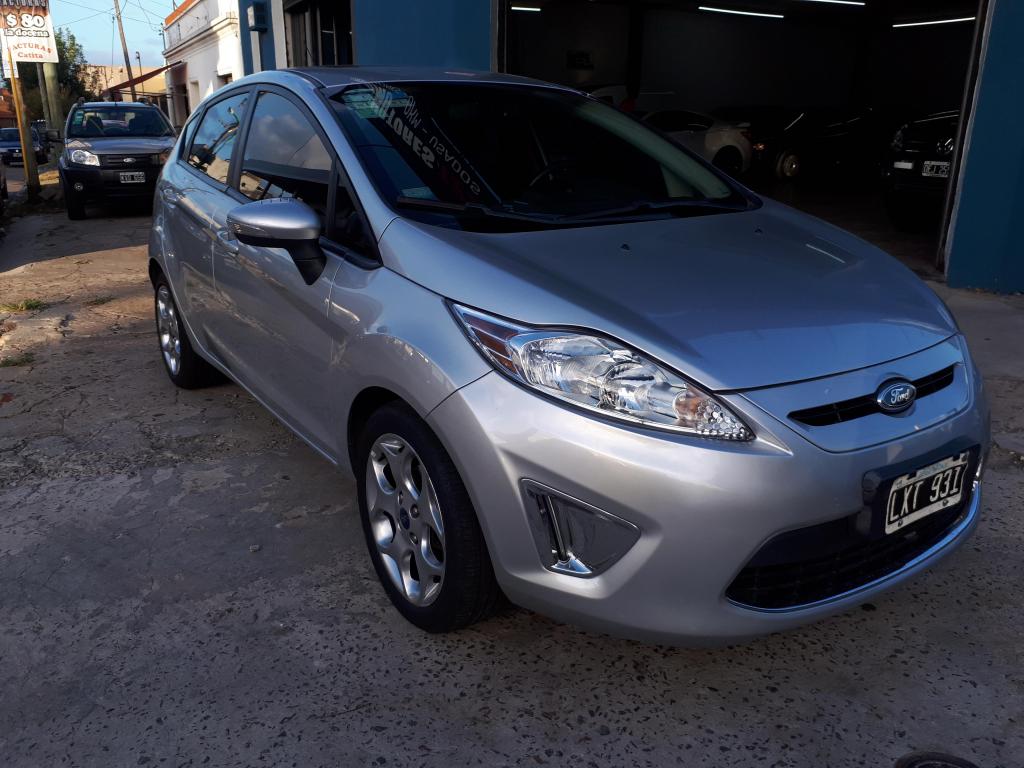 Ford Fiesta Kinetic Dising 1.6 Titanium