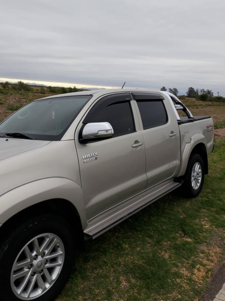 Hilux Srv 4x4 Automatca Cuero