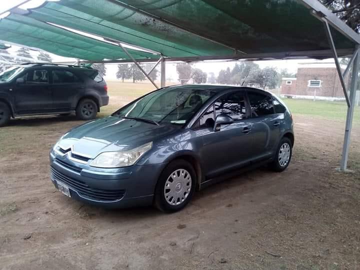 VENDO C4 motorV  MUY ECONOMICO