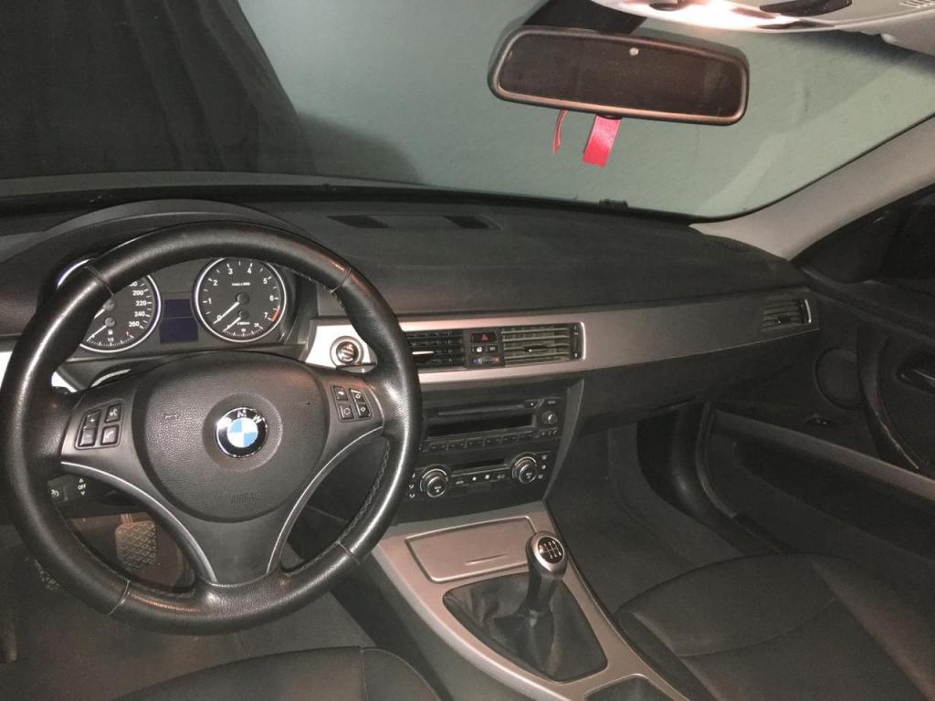 Vendo BMW 323i modelo  equip M