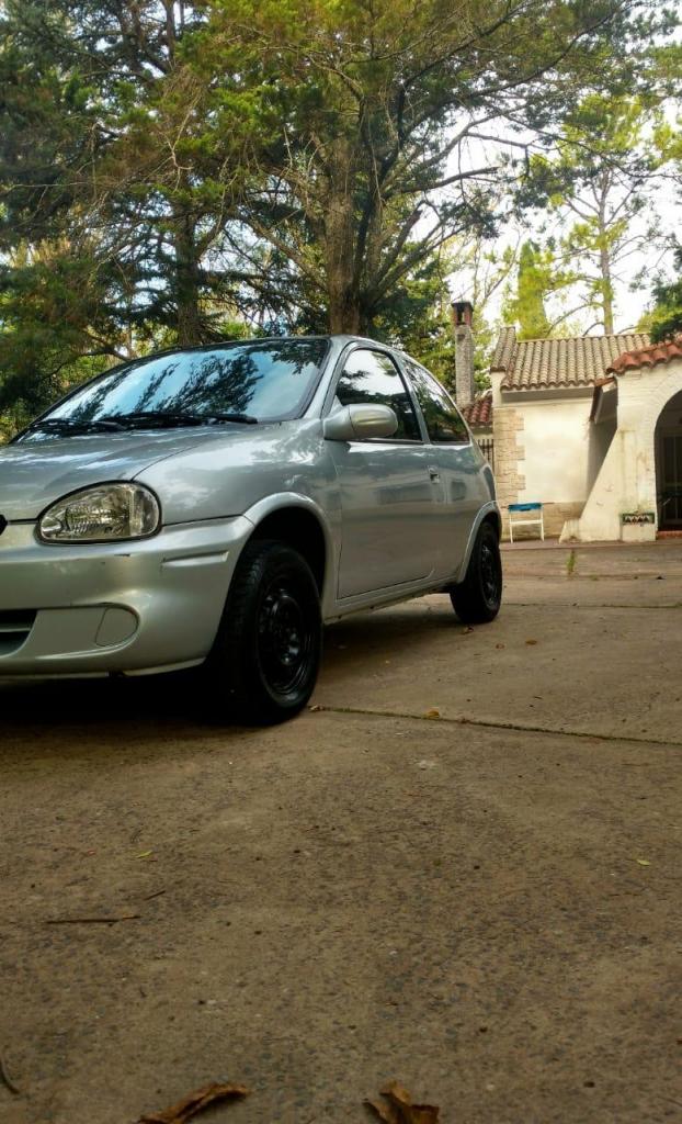 chevrolet corsa city 1.6