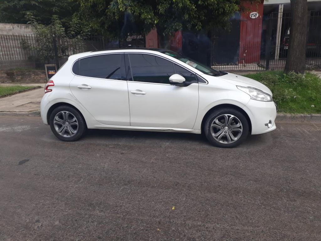 Vendo Peugeot 208