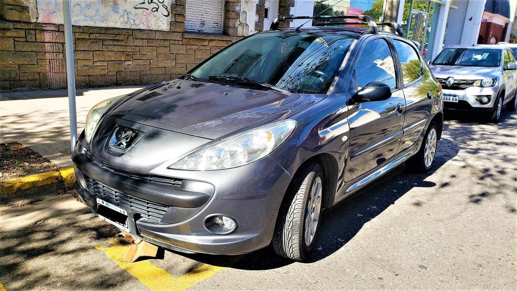 OPORTUNIDAD! PEUGEOT 207 XS 1.6