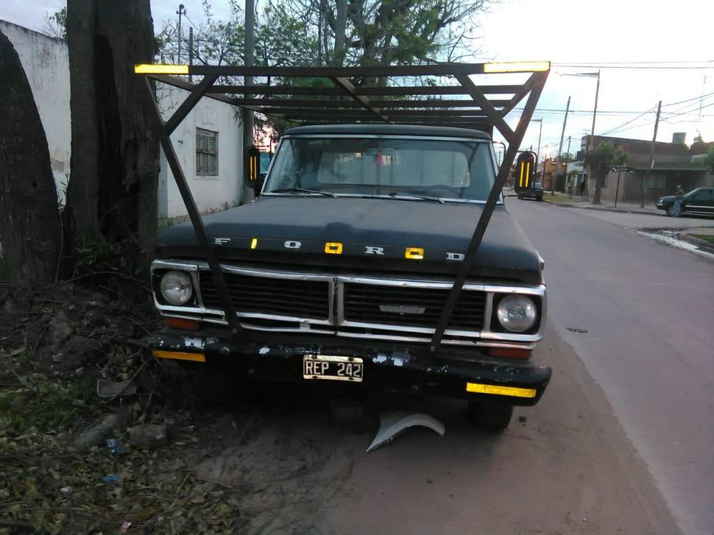 VENDO F100