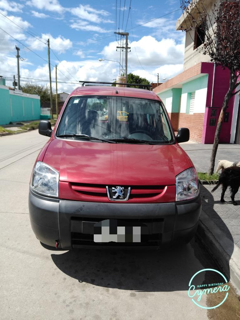 Vendo Camioneta en Excelente Estado