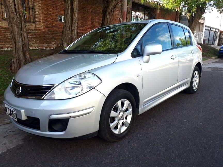 NISSAN TIIDA VISIA 1.8 NAFTA .