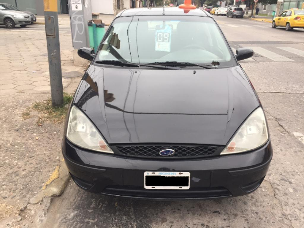 FORD FOCUS 1.6 8V AMBIENTE 5P 