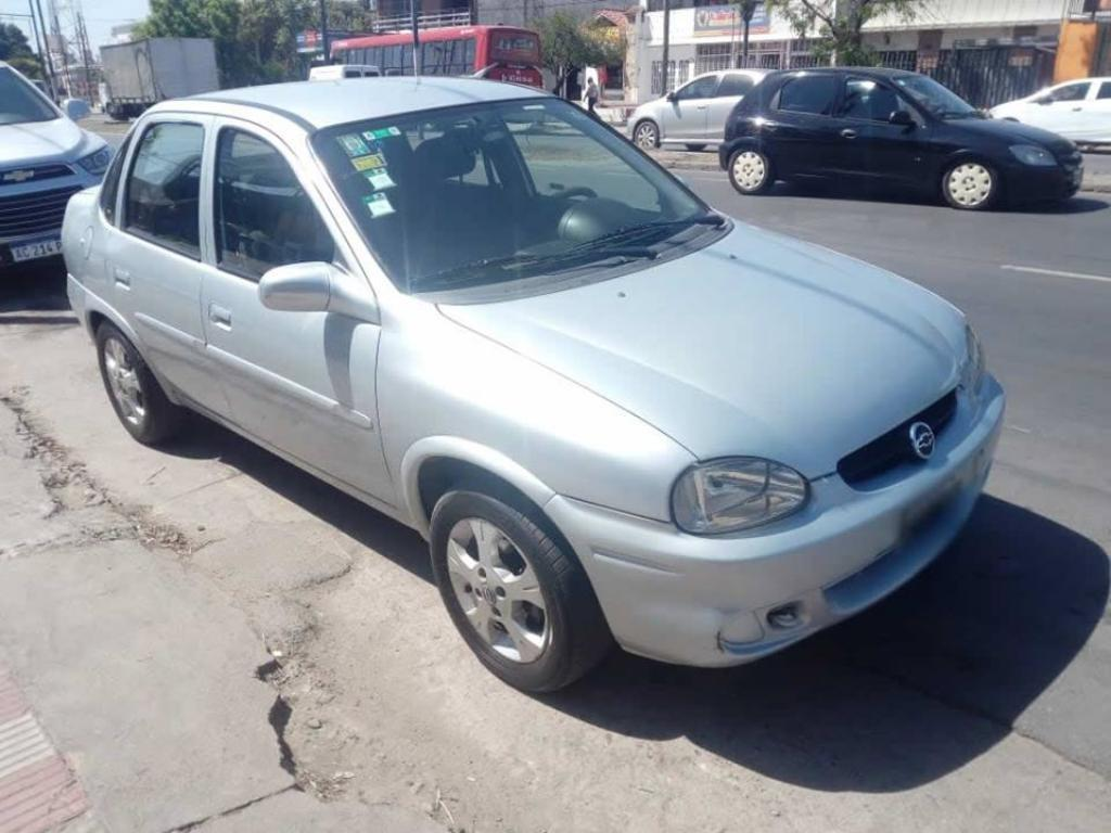 CHEVROLET CORSA 1.6 4P CLASSIC 