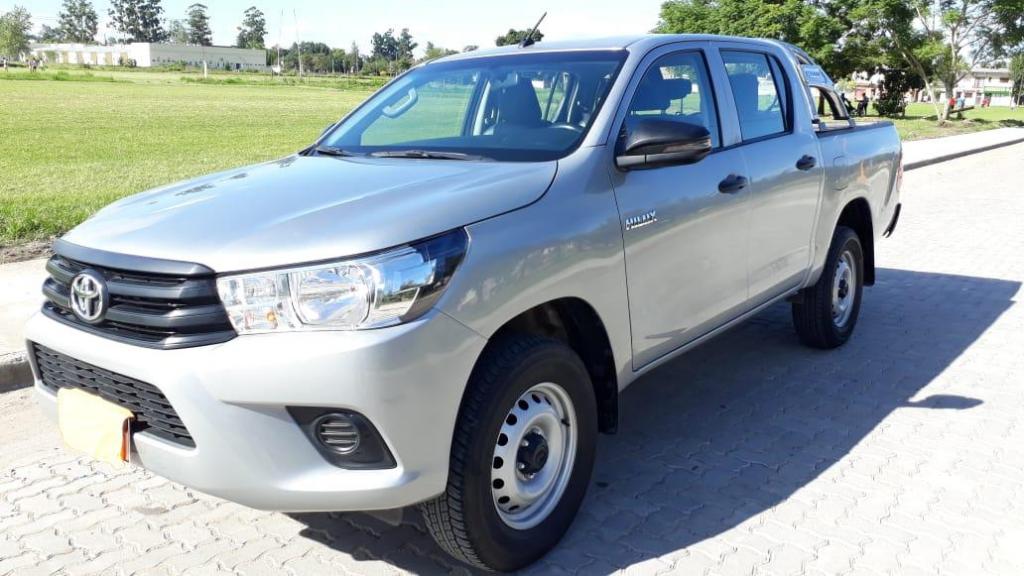 Hilux doble cabina  dx impecable