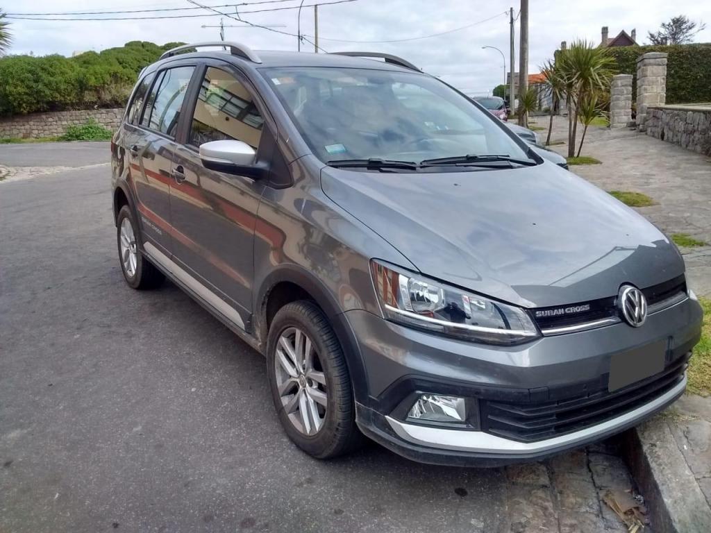 Volkswagen Suran Cross 1.6 Highline 