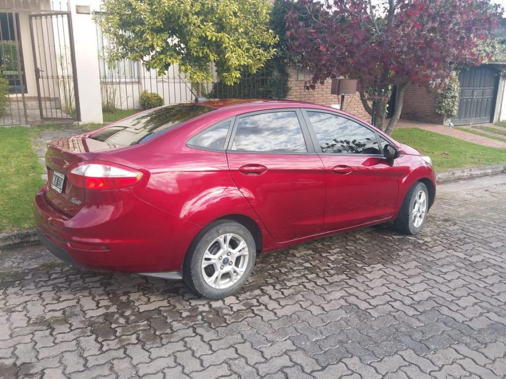 Vendo Ford Fiesta 1,6 s plus. Mod.  Impecable.