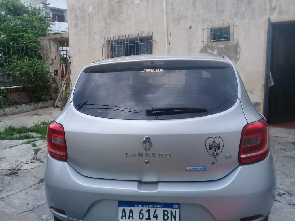 Renault Sandero  (con Deuda)