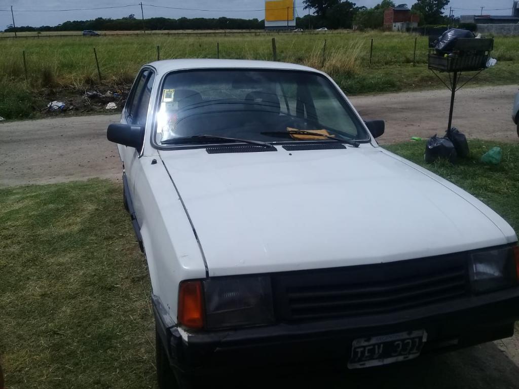 Vendo Chevette