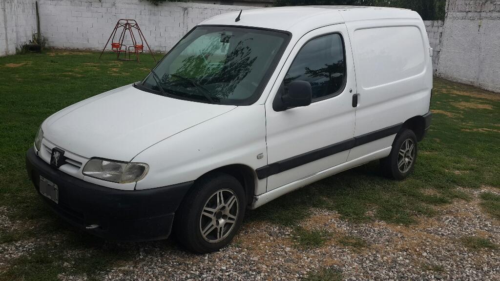 Vendo Peugeot Partner 06 Buen Estado