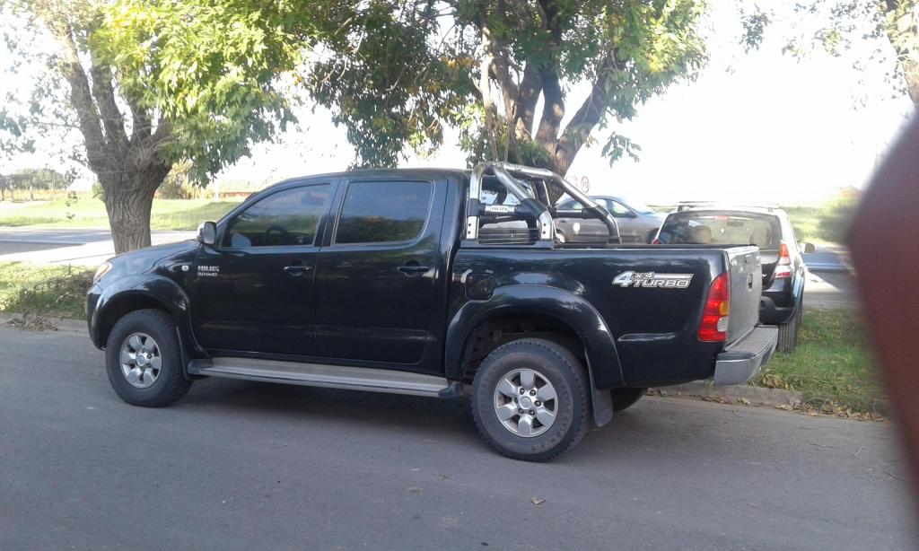 TOYOTA HILUX SRV 4X4, ÚNICO DUEÑO!!!