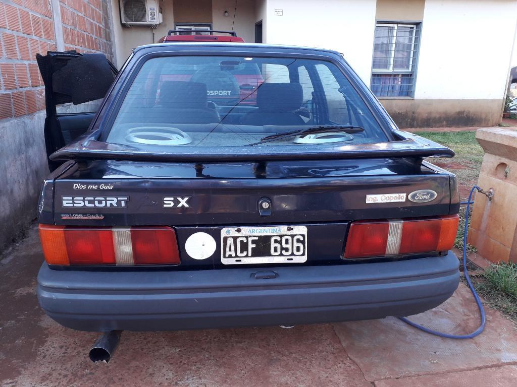 Vendo Ford Escort Ghia