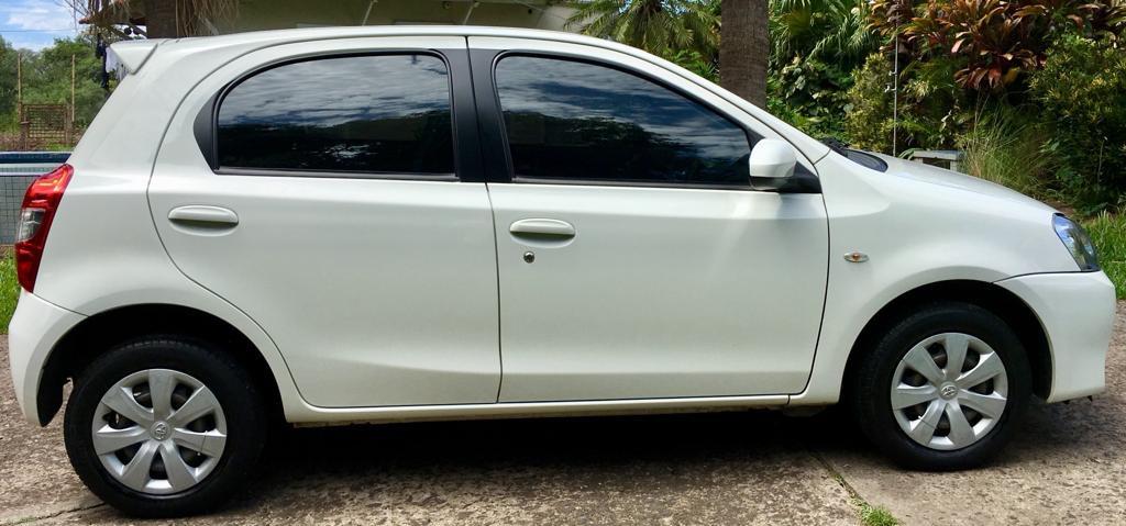 Vendo Toyota Etios