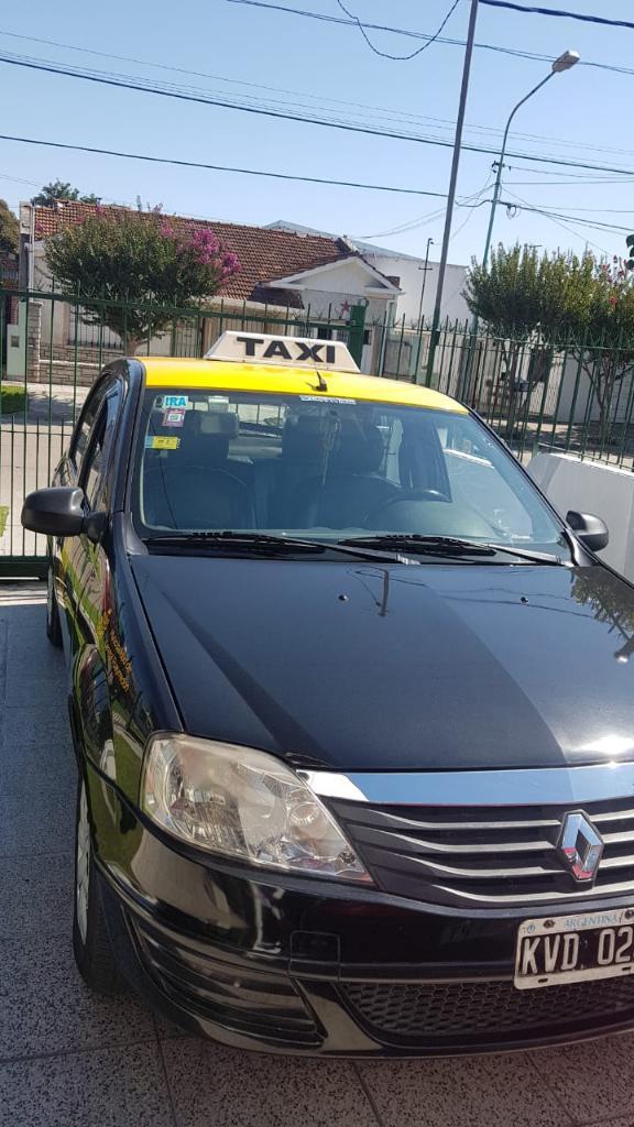 Vendo Taxi Renault Logan