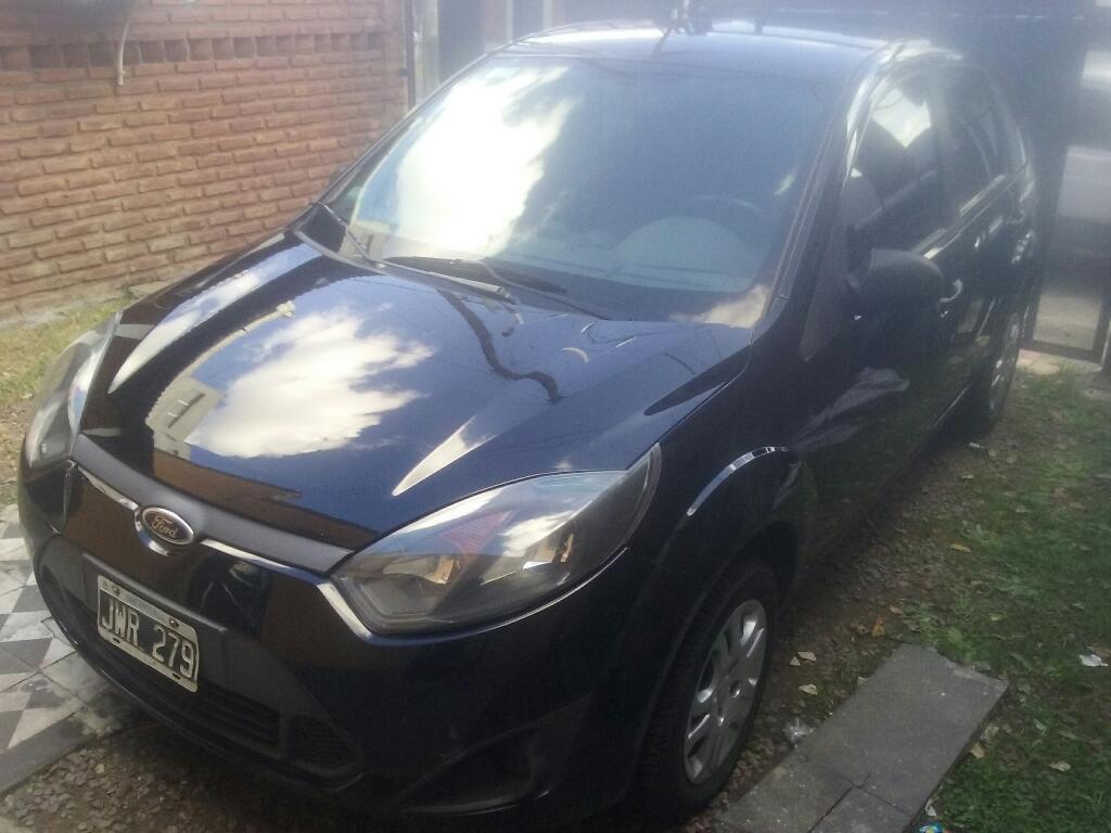 Vendo Ford Fiesta