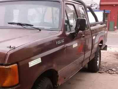 FORD F 100 FULL GNC CABINA Y MEDIA IMPECABLE TITULAR