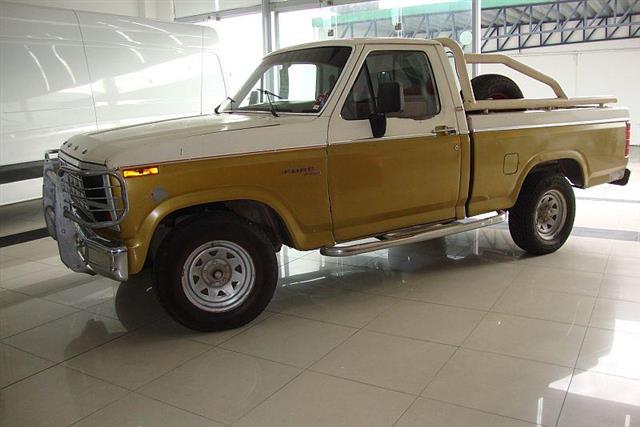 Ford F-100 Pick U