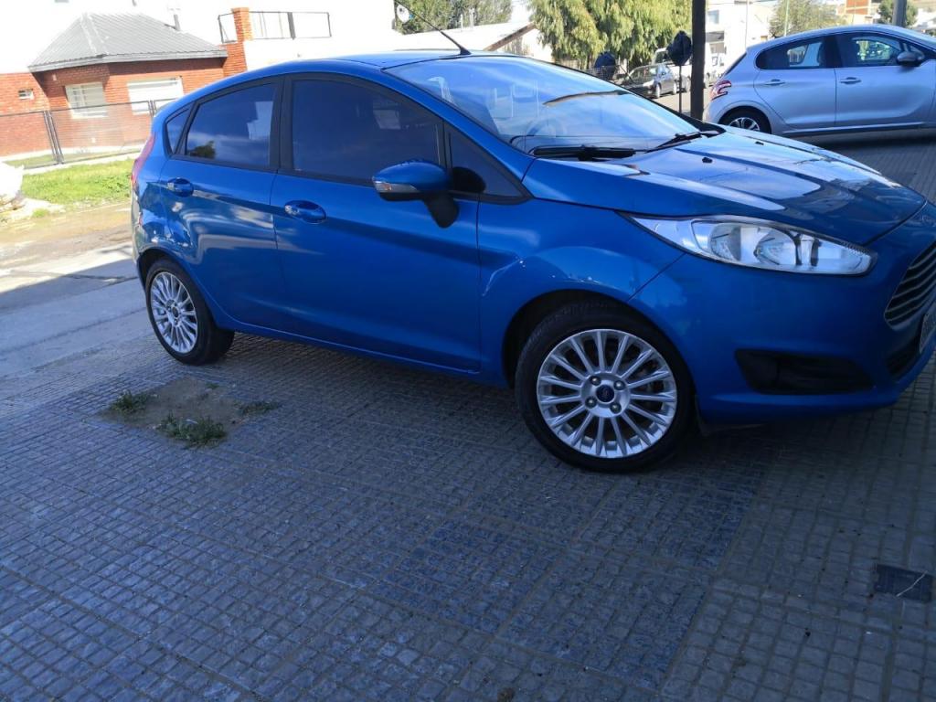 Ford Fiesta Kinetic Se Km cubiertas nuevas