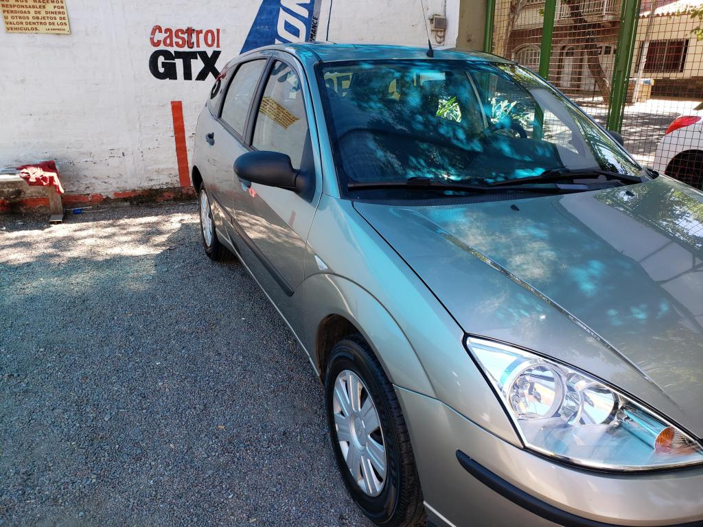 Ford Focus  km 