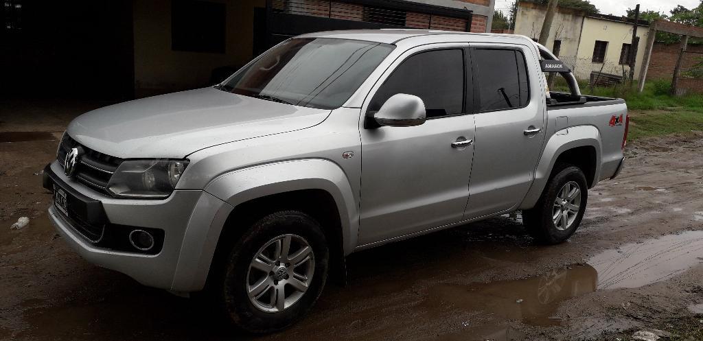 Amarok Highline 4x4 de 180hp Impecable