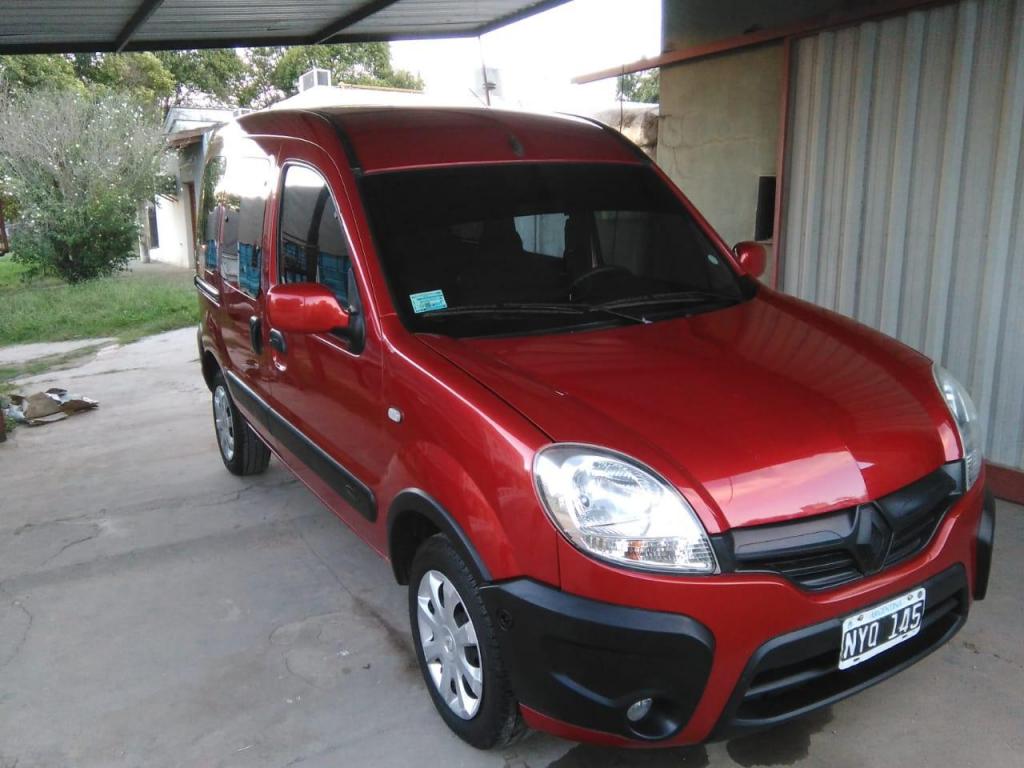 Vendo kangoo  asientos 68mil km