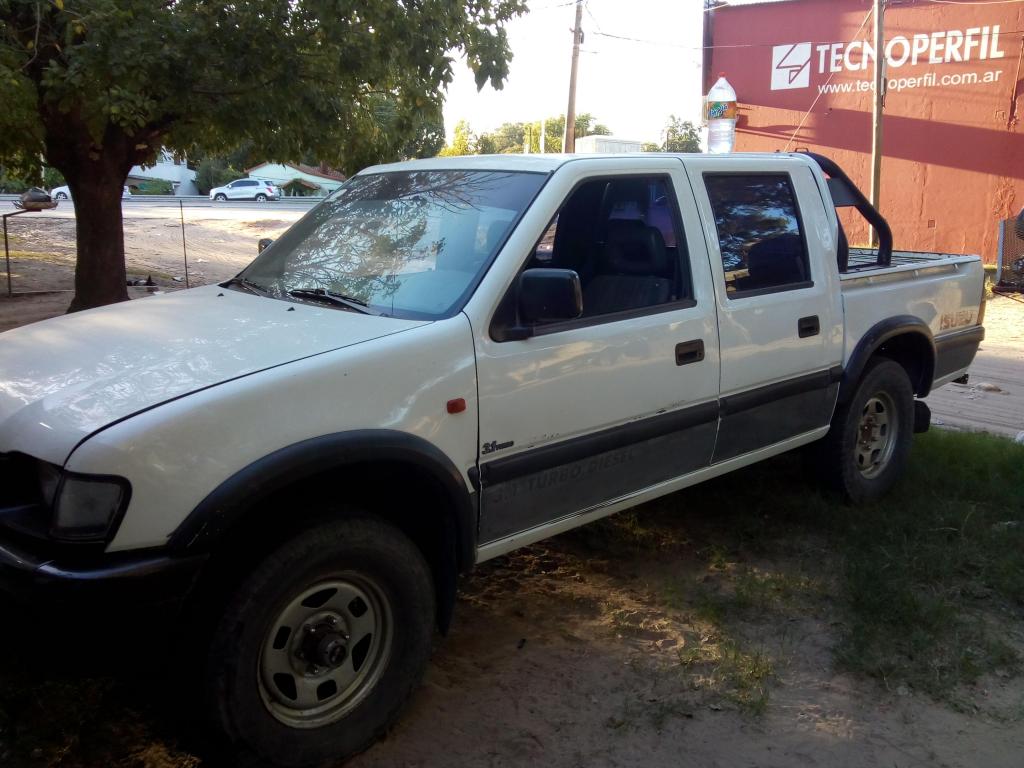 Camioneta Isuzu digna de ver