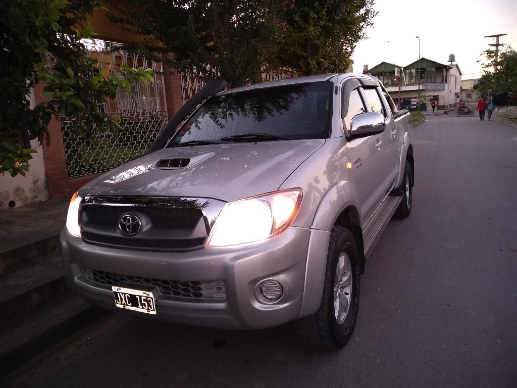 Vendo Toyota Hilux Srv 