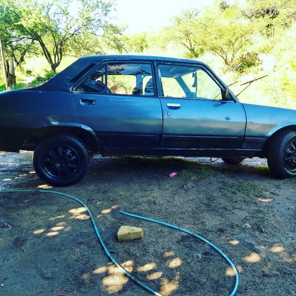 Vendo Peugeot 504...