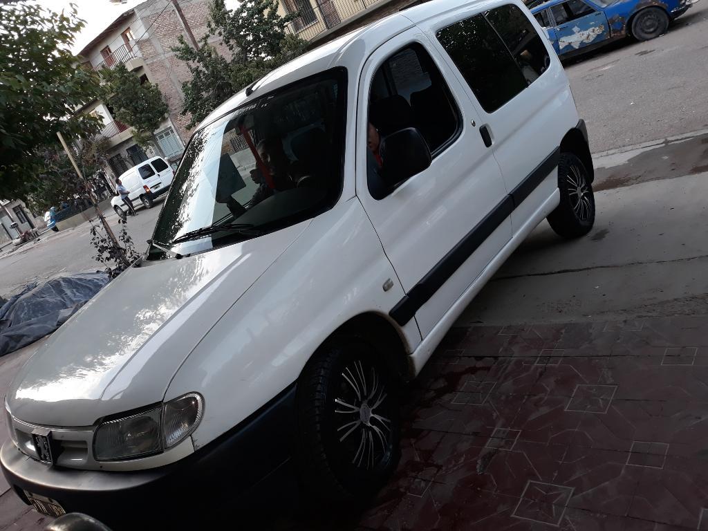 Vendo Peugeot Mod. Diesel