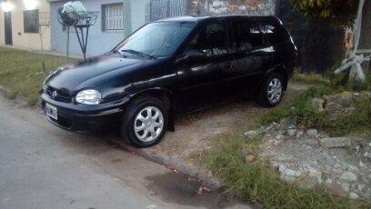 chevrolet corsa