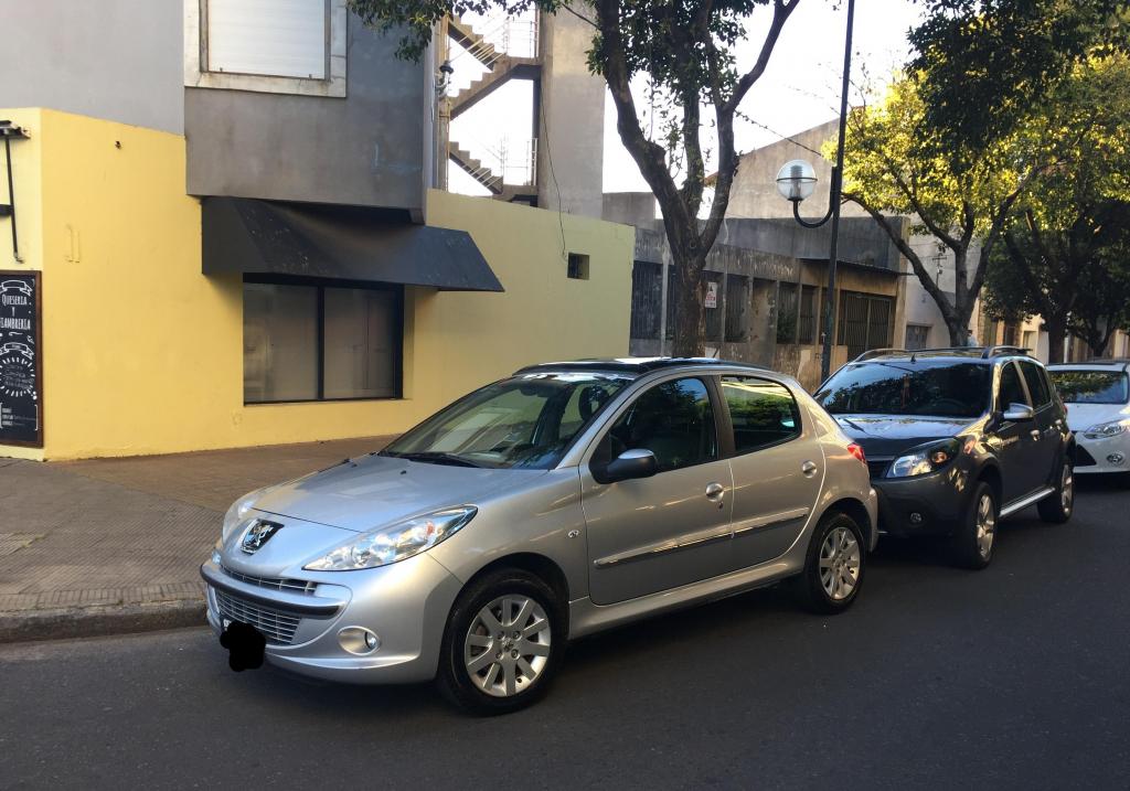 Peugeot 207 GRIFFE 5P 16N