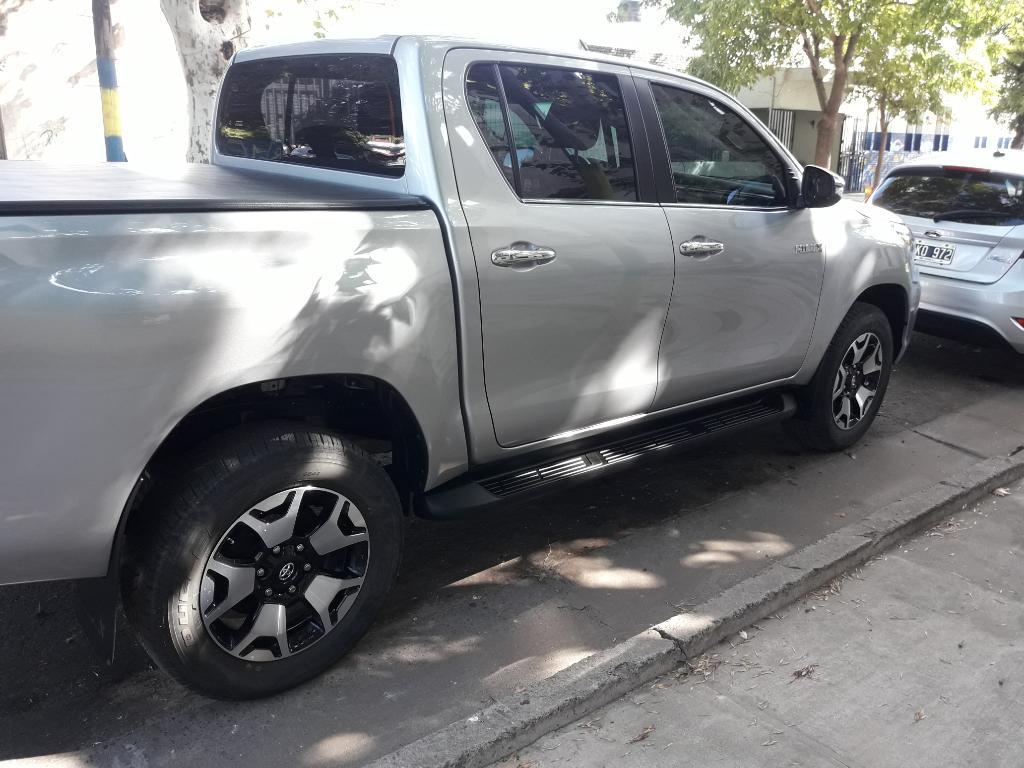 Toyota Hilux  Impecable