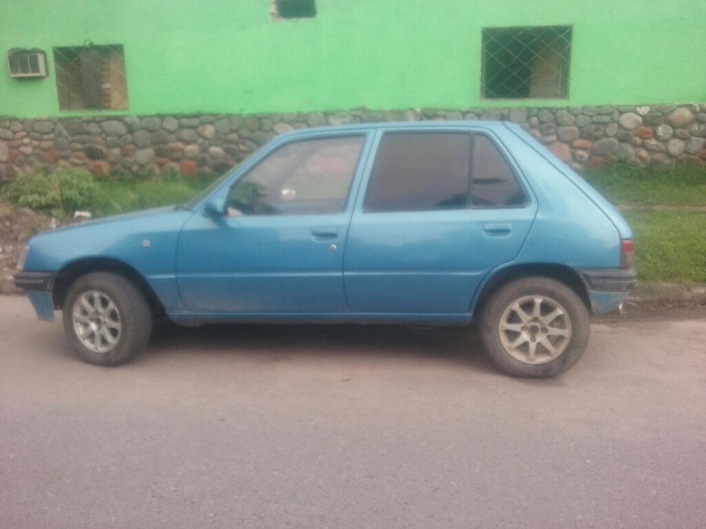 Vendo Peugeot 205