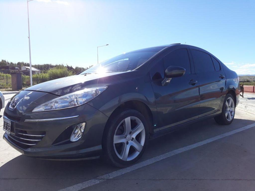 Vendo Peugeot 408 allure plus nav 