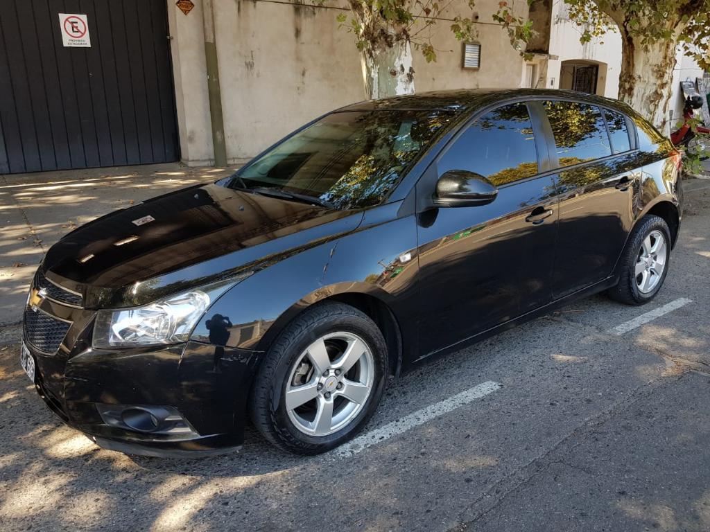 Chevrolet Cruze  Lt con Gnc de 5ta