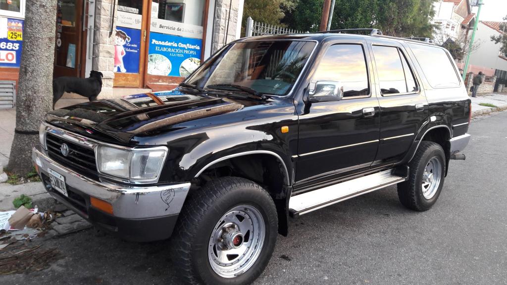 TOYOYA 4X4 RUNNER 