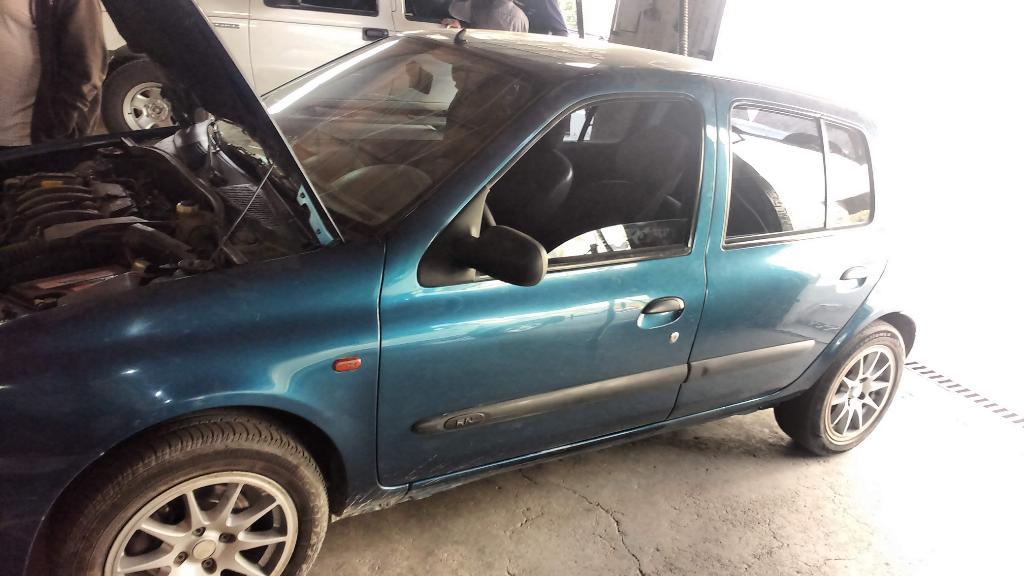 Clio 2,16v