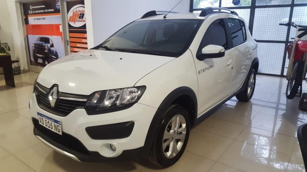 Sandero Stepway v Privilege 