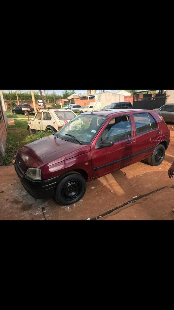 Vendo Clio Modelo 99