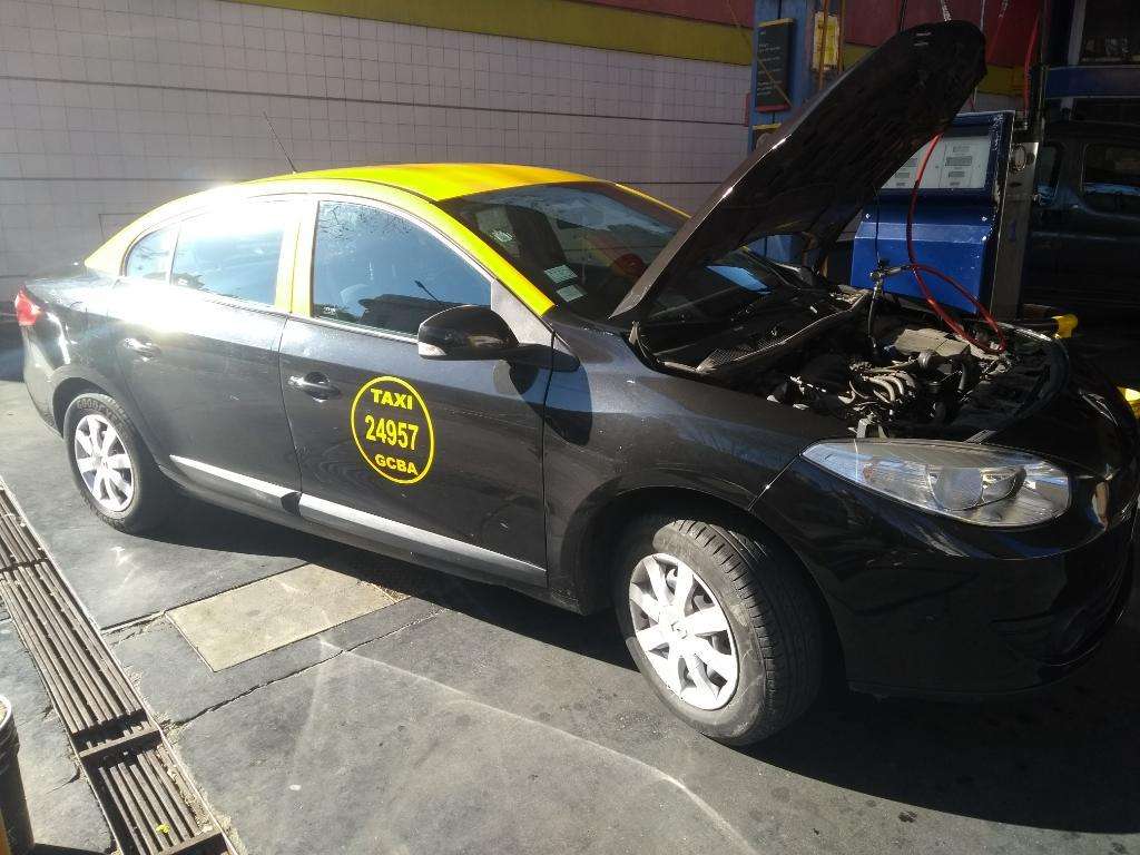 Taxi Renault Fluence  con Licencia